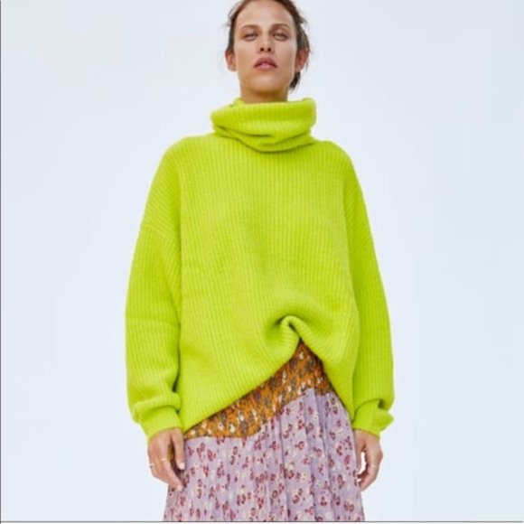 Zara Sweaters - ZARA Green Neon Oversized Wool Cozy Turtleneck Chunky Knit Sweater Size Small